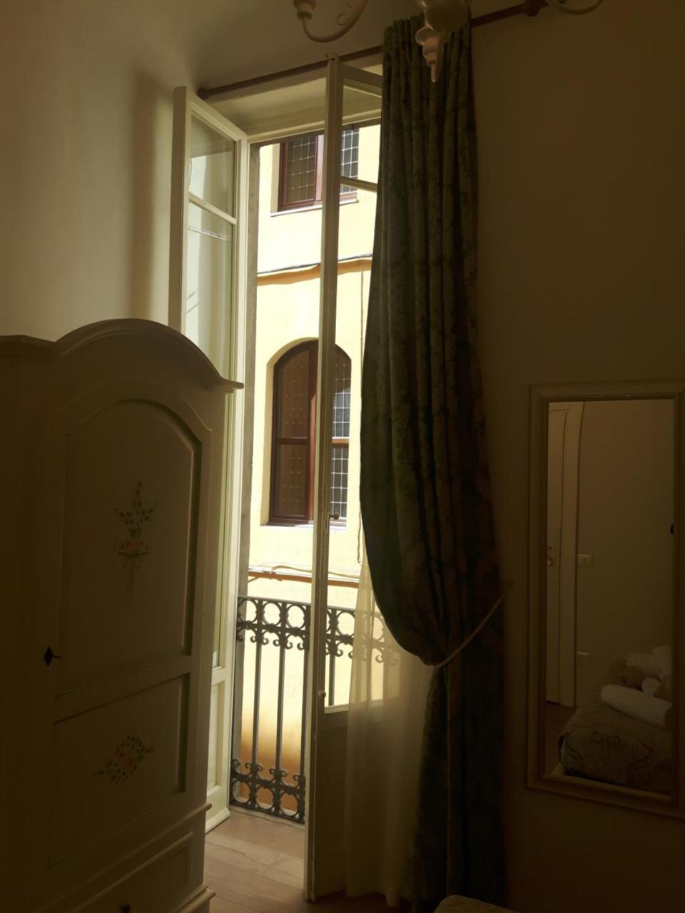 Affittacamere Shabby Old Town Флоренция Экстерьер фото